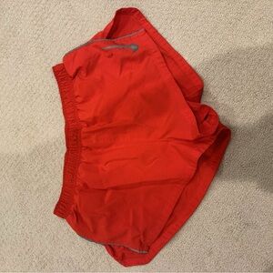 Men’s Nike running shorts size M